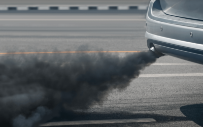 Fumaça no escapamento: cuidados que fazem diferença no seu carro