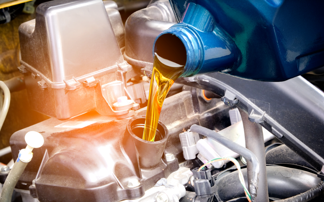 Óleo para motor: entenda a diferença entre óleo mineral, sintético e semi sintético