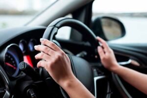 Técnicas de direção que ajudam a reduzir o desgaste do veículo - Maneiras de dirigir que prolongam a vida útil das peças
